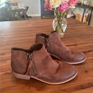 Gianni Bini Real Leather Bootie Size 8